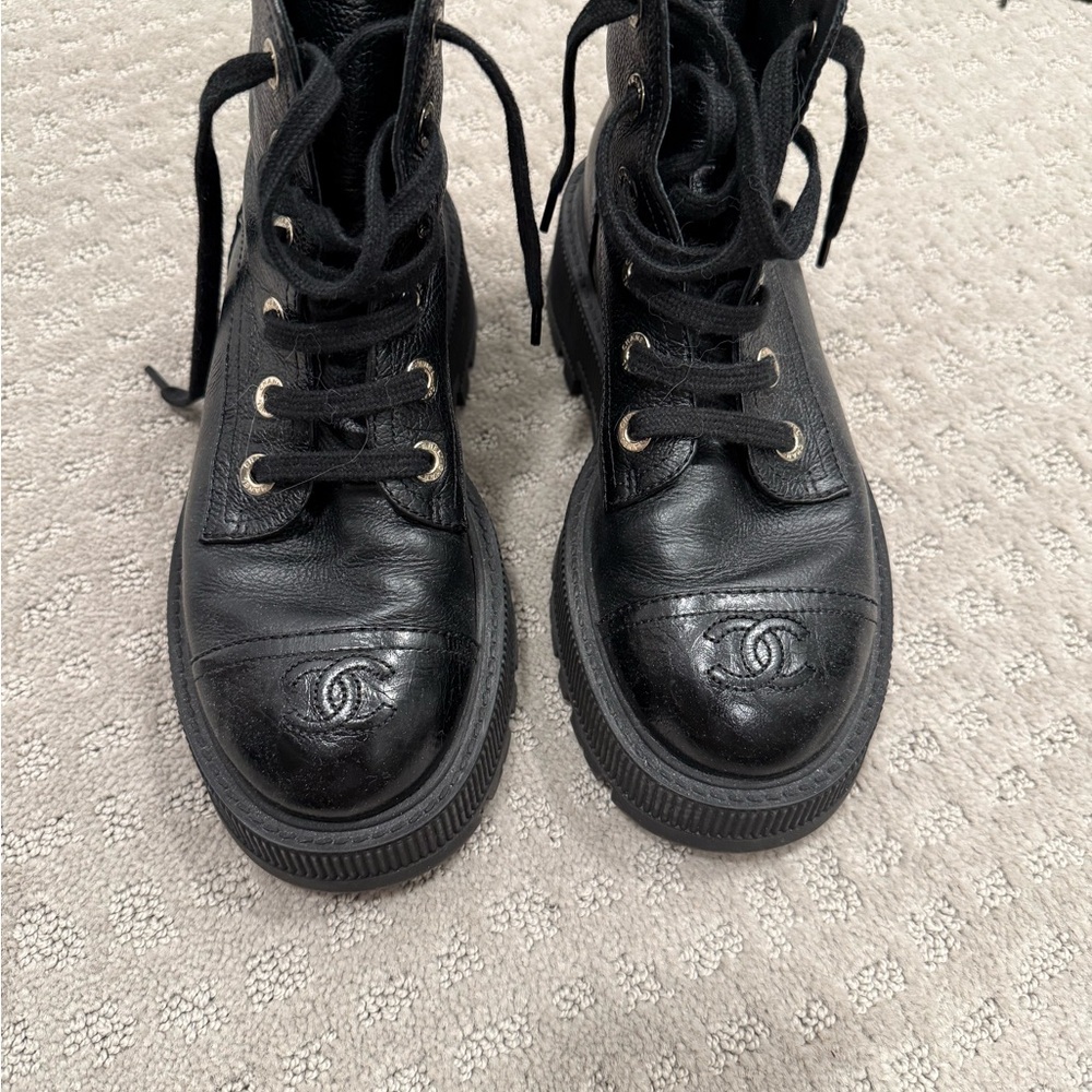 CHANEL Black Leather Lace-Up Boots - Picture 6 of 6